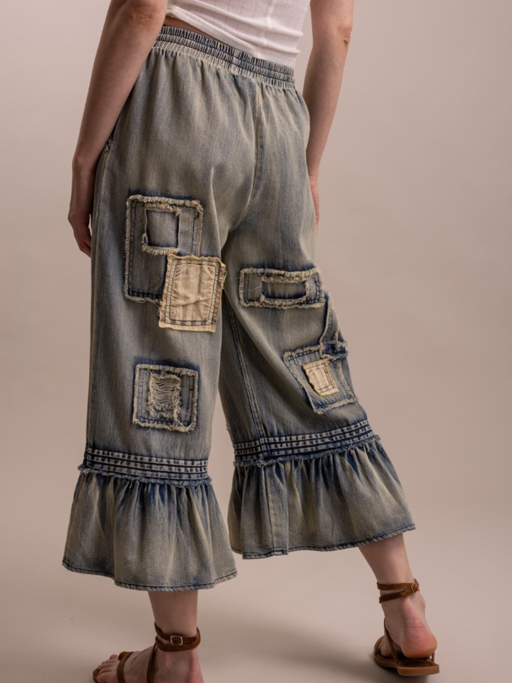 Bluevelvet Mineral Wash Stretch Waist Embroidered Ruffle Hem Cropped Denim pants - Picture 5 of 9